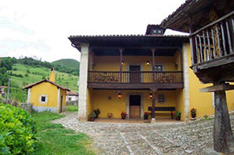 La Corrolada Guest House Avín Eksteriør bilde